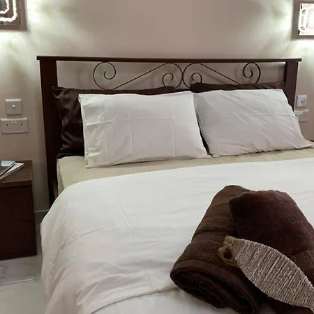 3 Bed In App1of3 Appartement *